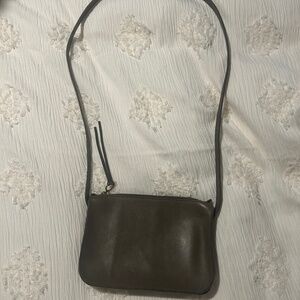 Madewell The Simple crossbody (olive green)